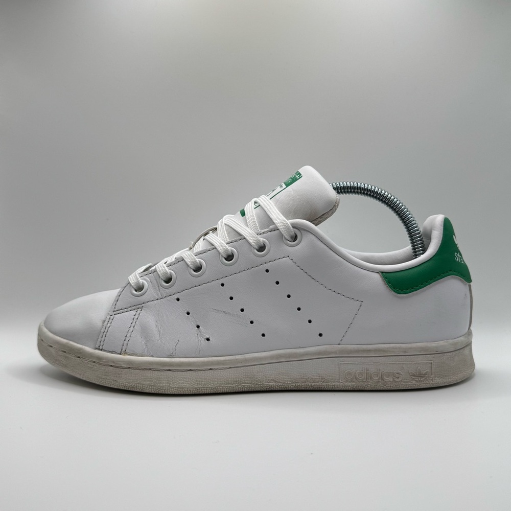Adidas Stan Smith — Size 5Y / 6.5W